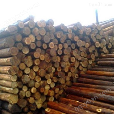胜洁木业 防汛杉木桩批发 10米杉木桩出售