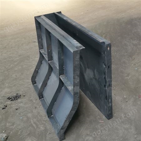 混凝土防撞护栏模具 高速公路高速公路防撞墙钢模板 售后服务