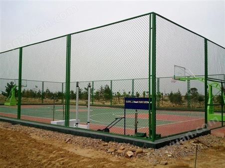 户外体育场铁丝网球场围栏勾花网护栏菱形网篮球场足球场围网